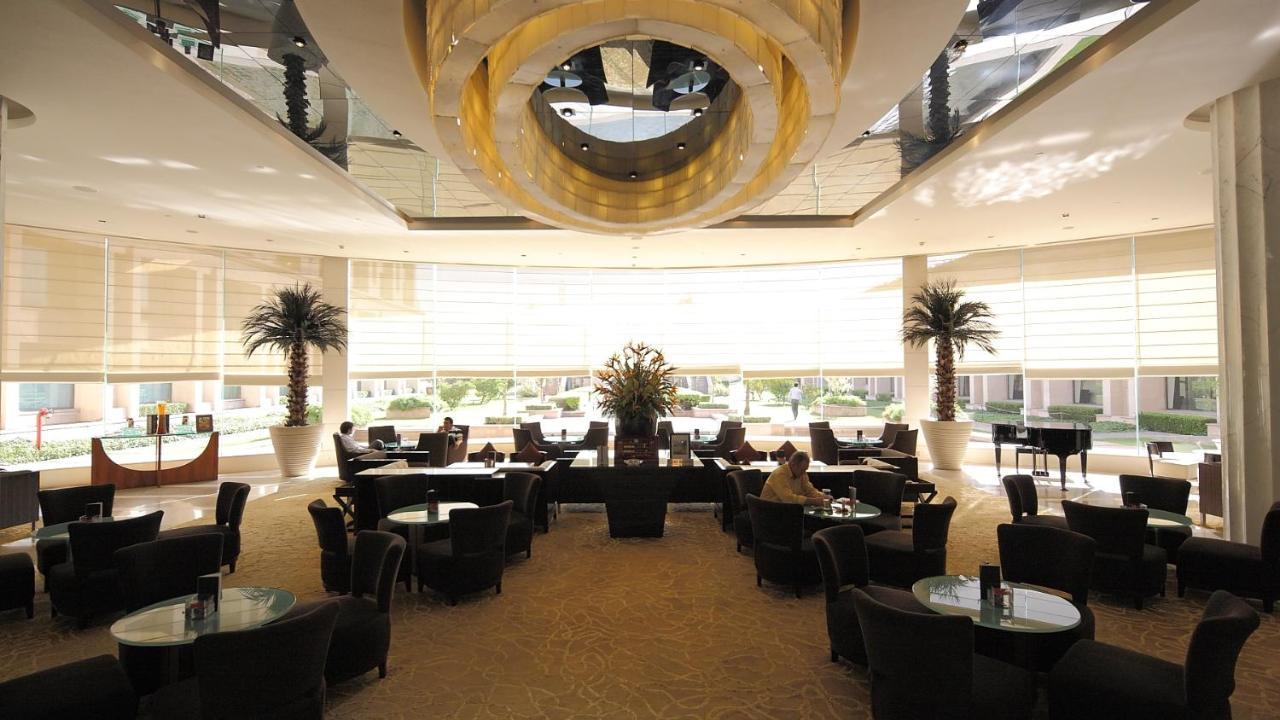 The Grand New Delhi Hotel Exterior foto